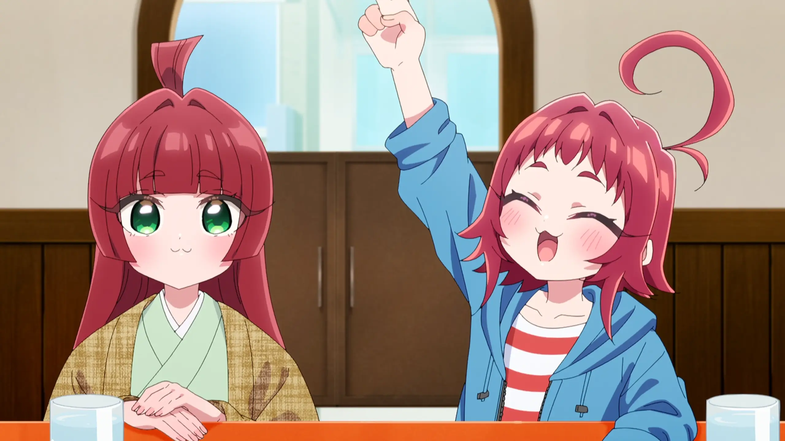 One wouldn't guess one is an adult and the other is an obaachan. Kusuri family is scary as usual.
