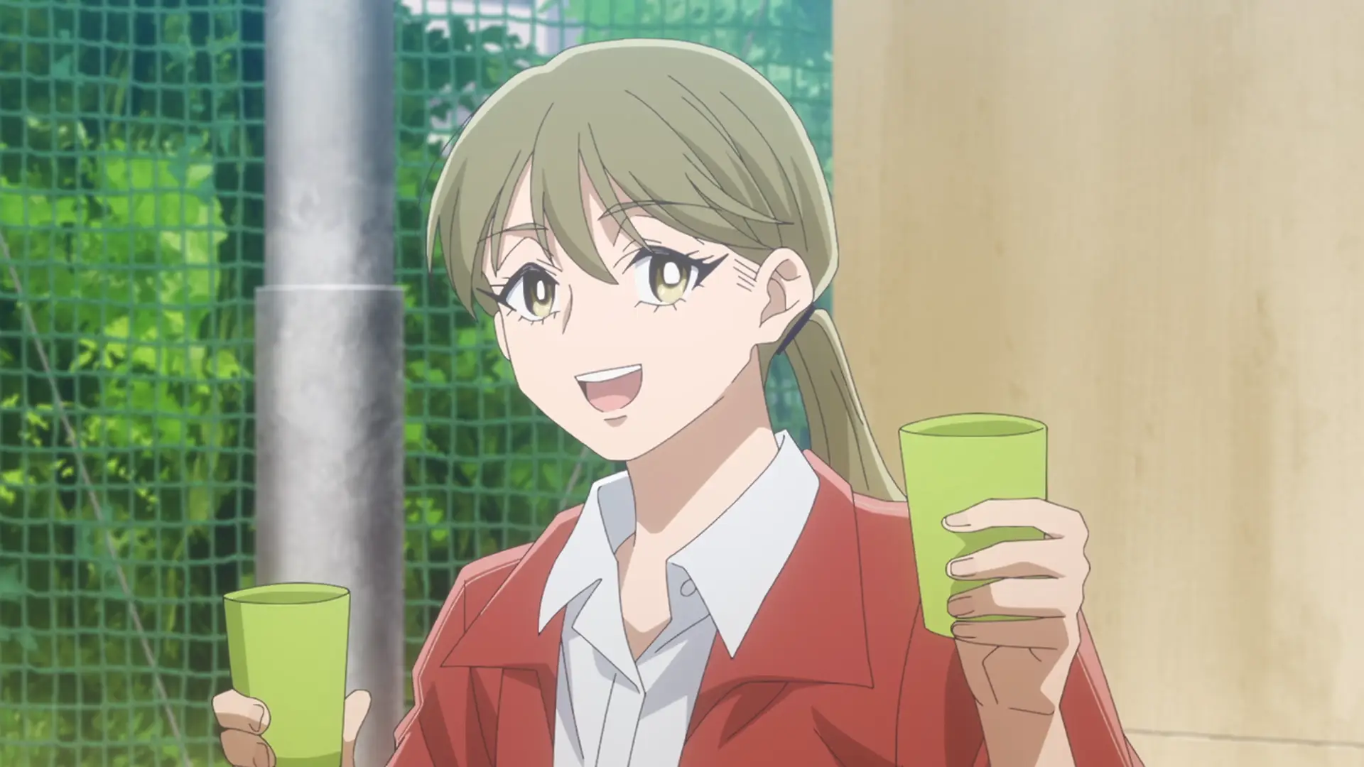 Seira looked completely normal in this first scene, you know a classic manager, but...