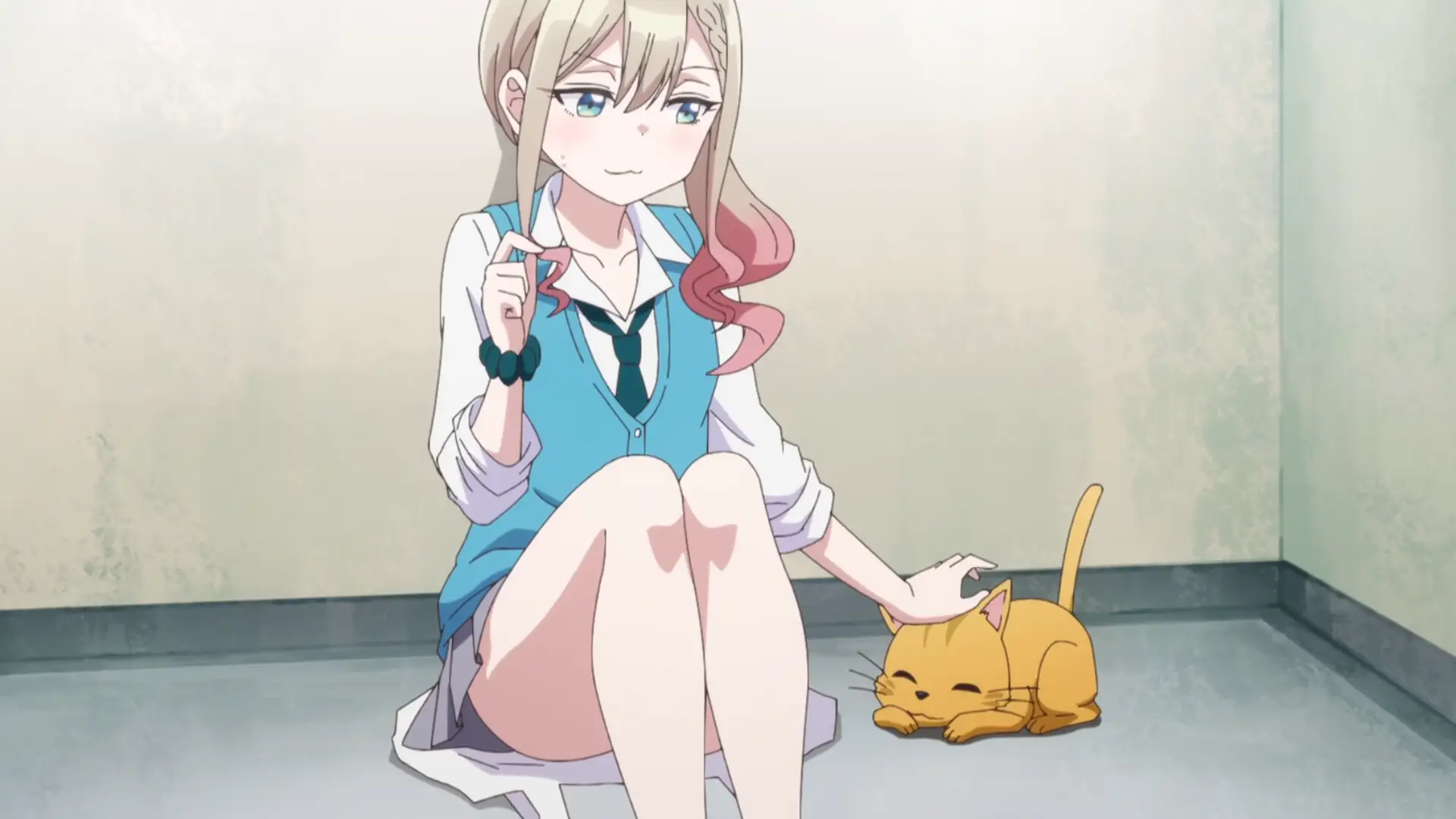 Apparently cats like her too? She's such a supportive friend with Yuu too standing on the shadow without interfering...