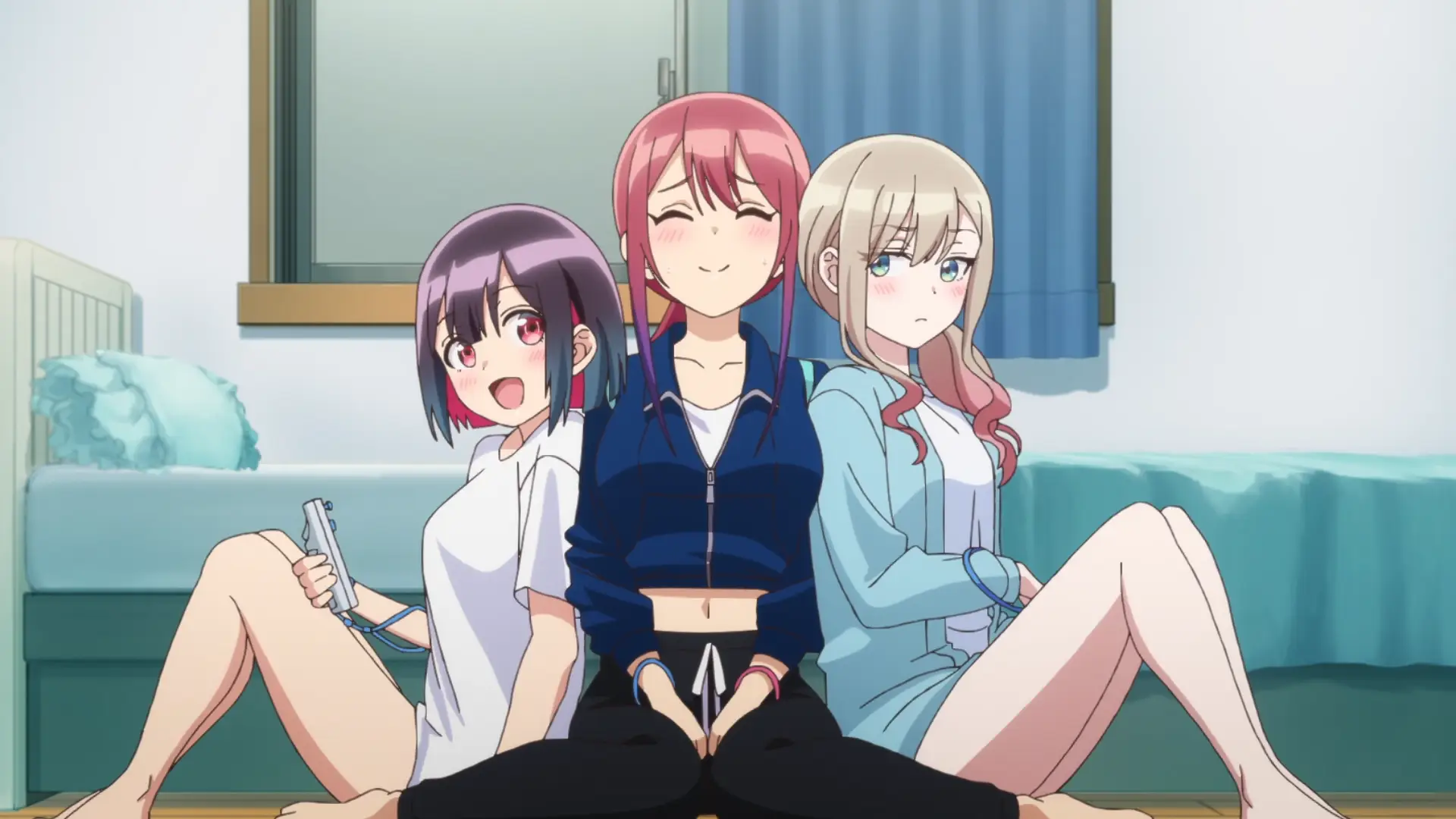 I'm a strong Suzu x Yuu fan, but a 3P would be something that I'd accept wholeheartedly. You know, the more the better they say?