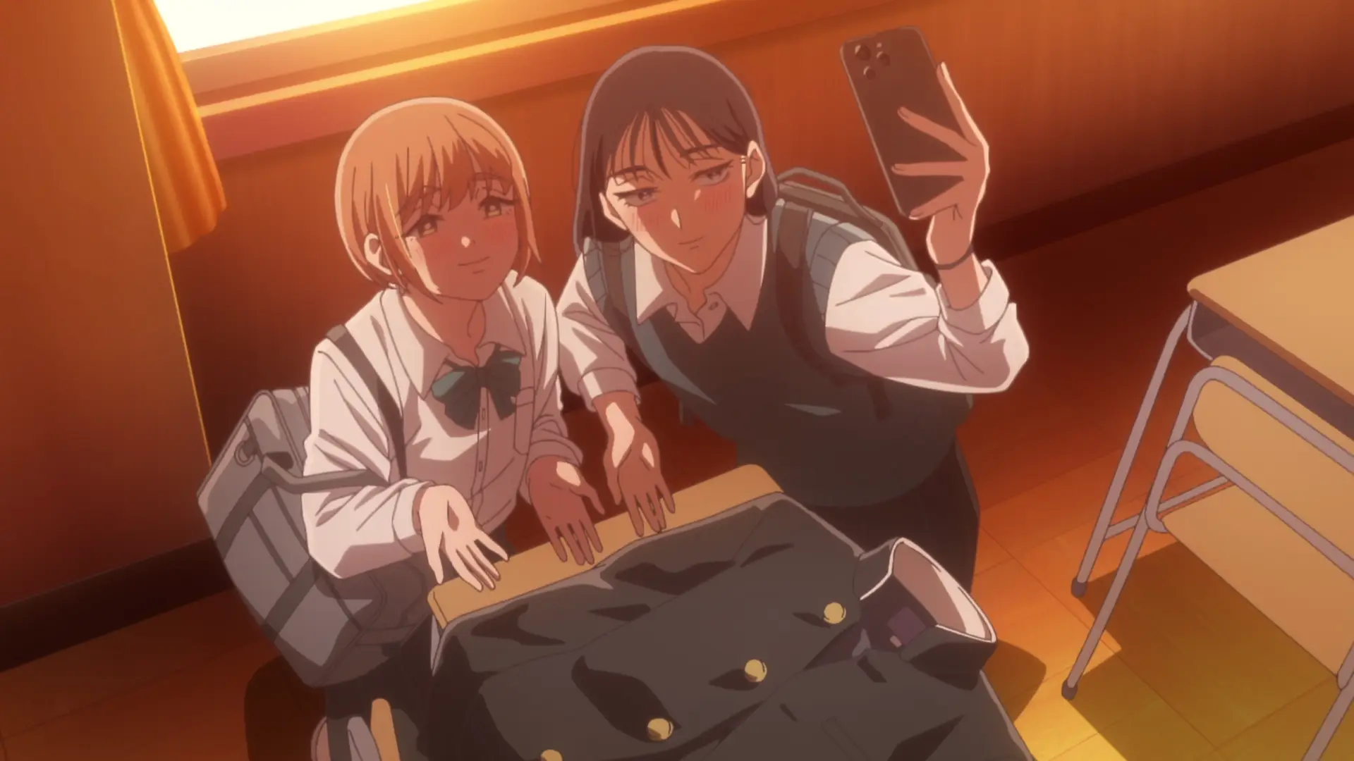 Nami and Aimi said they didn't want to look creepy, but what is taking a photo with his jacket?