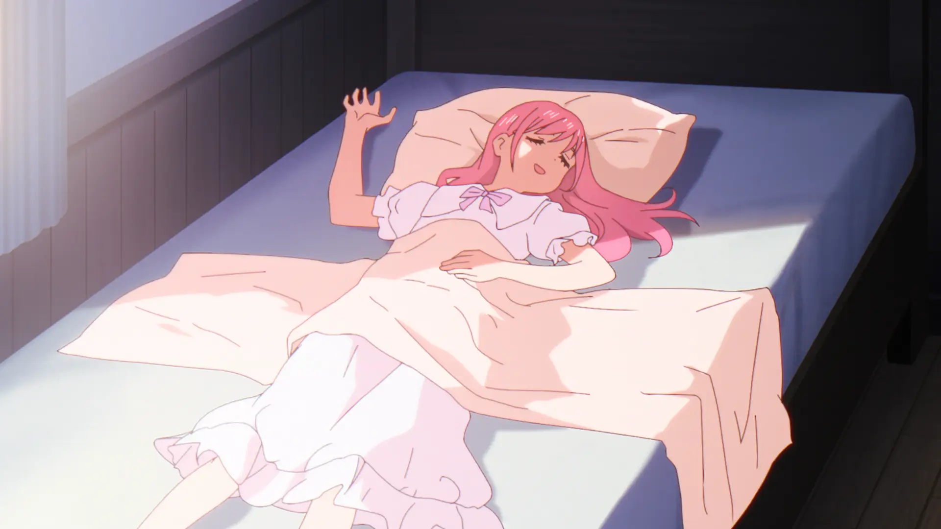 Spica sleeping so peacefully that I'm starting to think I should get to bed too, it's just way too good.