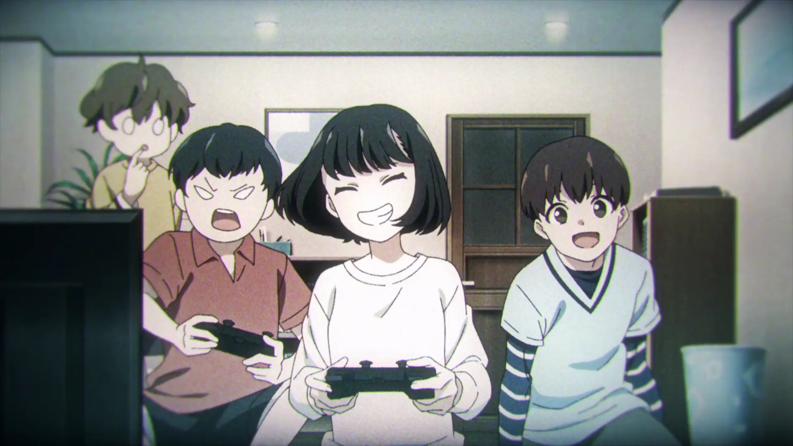 Apparently being in a huge family is harsh and she had to play mediator quite often. She looked almost identical with that smile though.