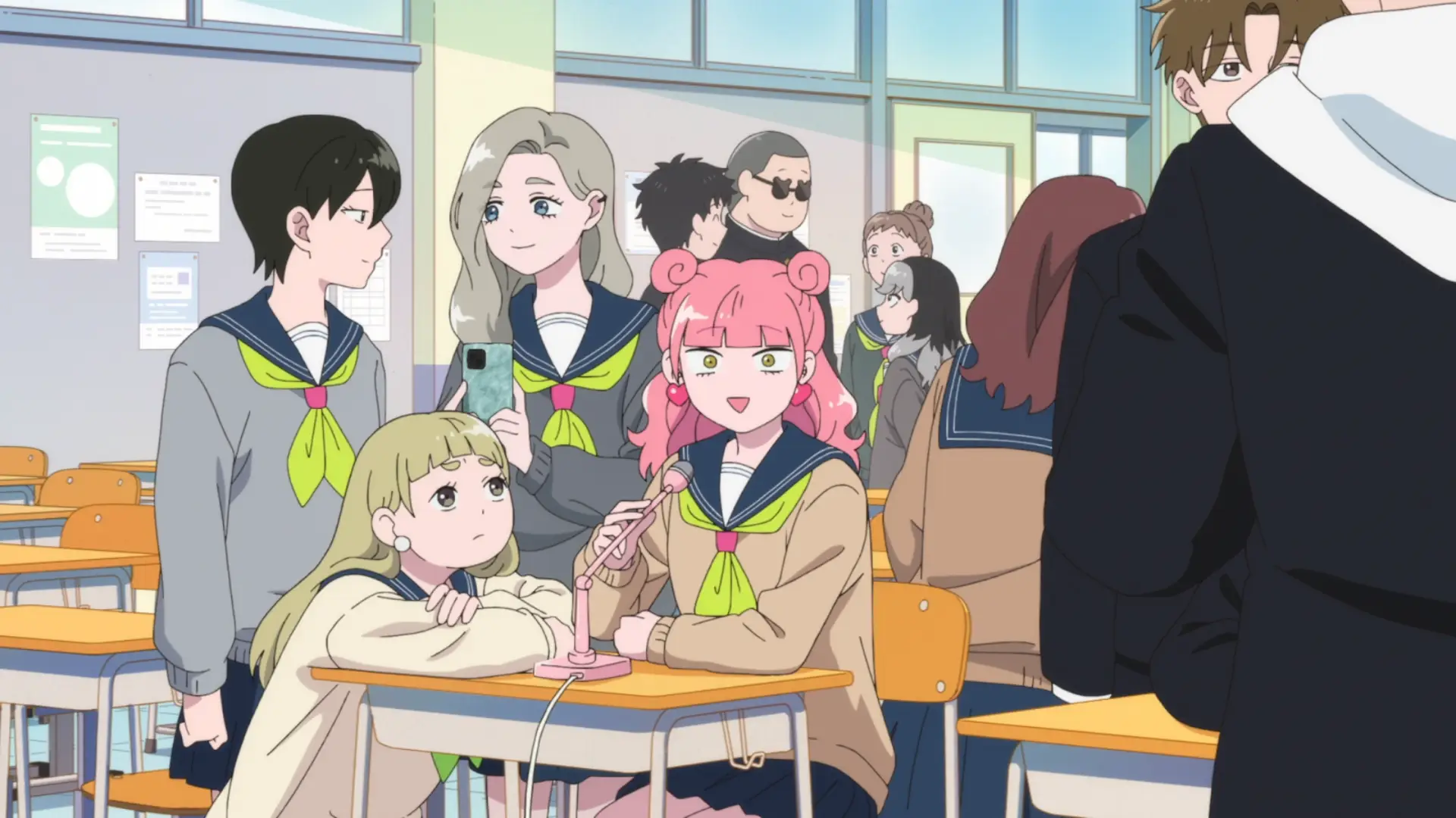 Back to the normal life hanging around Miyu's desk talking about nothing important.