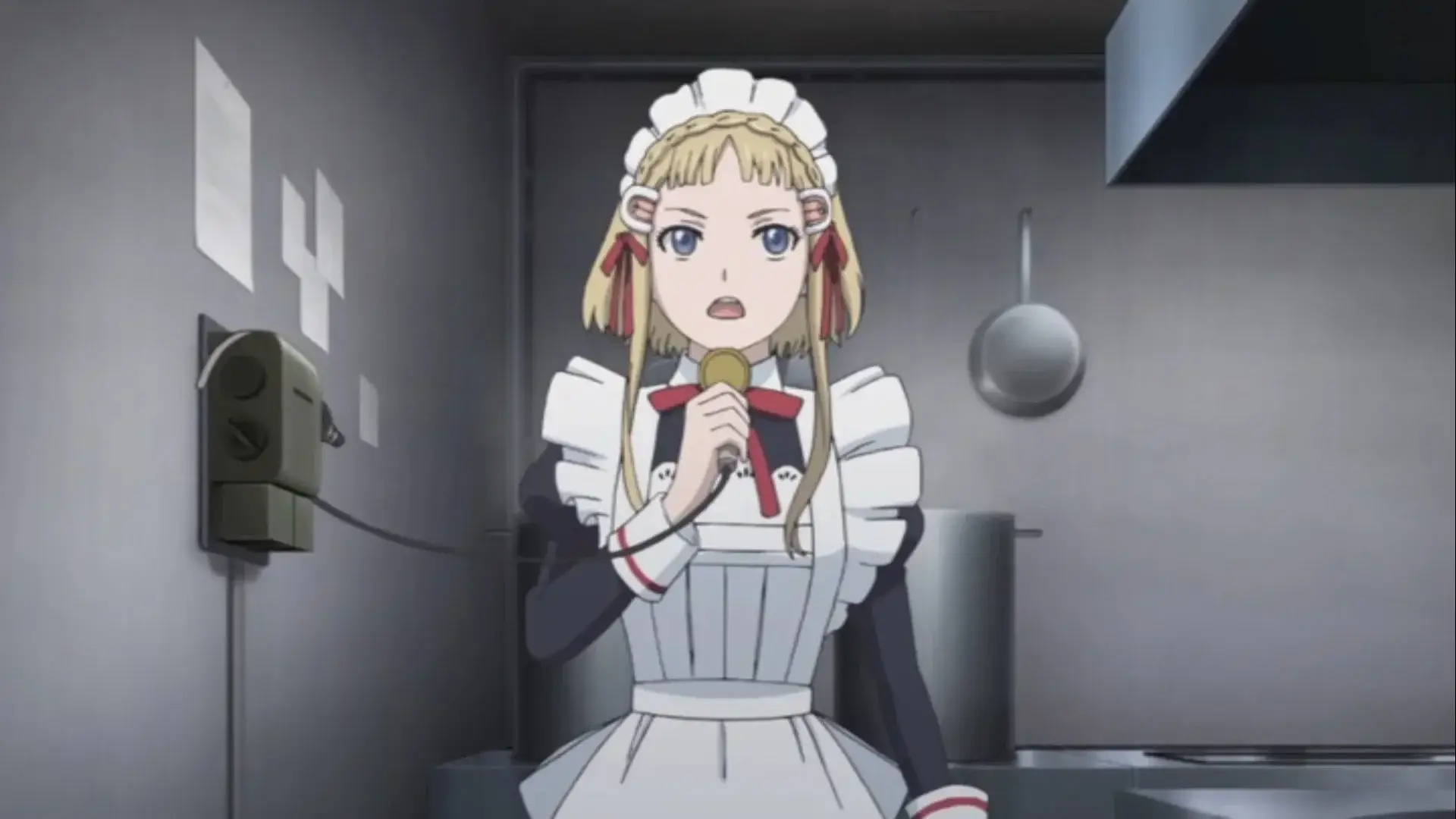 I admittedly liked more her in the maid uniform compared to the princess one. It made her feel a bit more "natural".