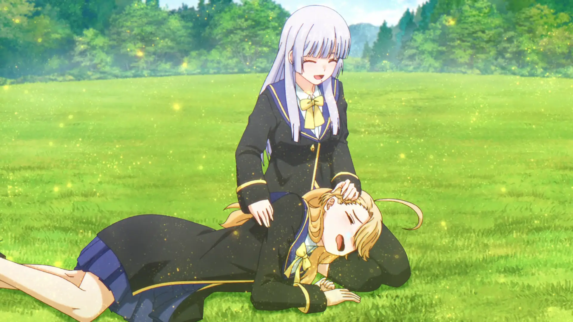 The other yuri couple Capella and Ewe don't disappoint showing them close even when drunk on magic. Adorable!