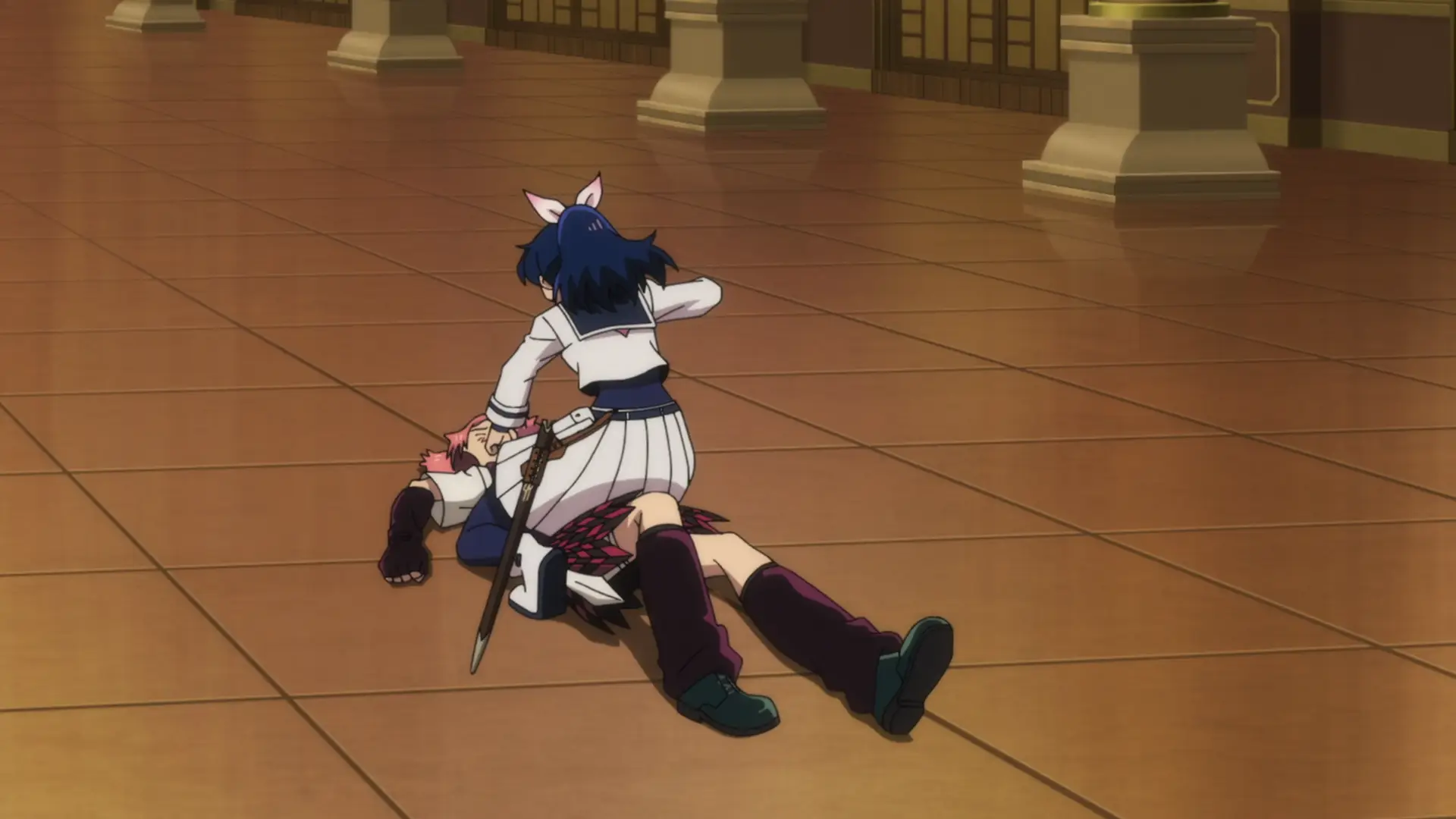 Now that's Aki for you. She won't use her sword, but doesn't shy of getting into a fistfight.