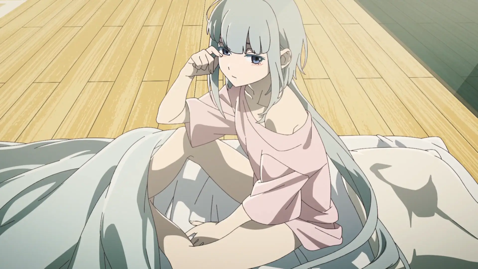 Sleeping wearing only a t-shirt? You'll catch a cold Haito. Wear something more!