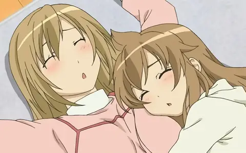 I have to say that Haruka and Chiaki together really look like siblings. Kana kind of inherited from the father line I guess because she looks a bit different.