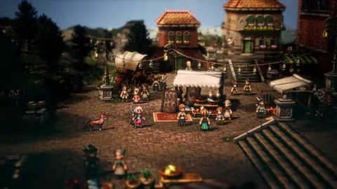 Those fluffy ears must be great to headpat...Ochette come here please...