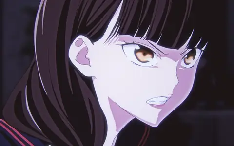 Aya has the "face" of a protagonist of a yuri game. You know that less stunning, more natural beauty look?